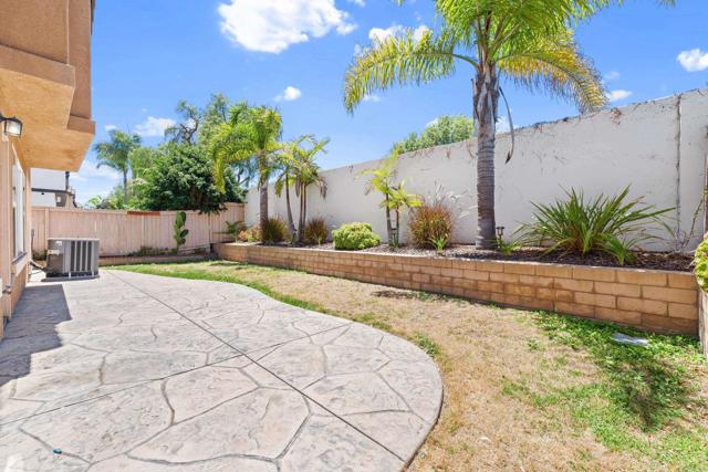 359 Franciscan Way, Oceanside CA: https://media.crmls.org/mediaz/2fe818ad-ca15-4e92-b62d-083c82371273.jpg