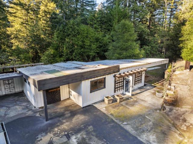 1931 Gold Gulch Road, Felton CA: https://media.crmls.org/mediaz/2fe8a4df-383f-4b0d-a89e-1b9639d70076.jpg