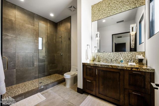 61126 Goodwood Dr, Thermal CA: https://media.crmls.org/mediaz/2fe8e179-3761-4ab2-bbe5-e16da7c86211.jpg