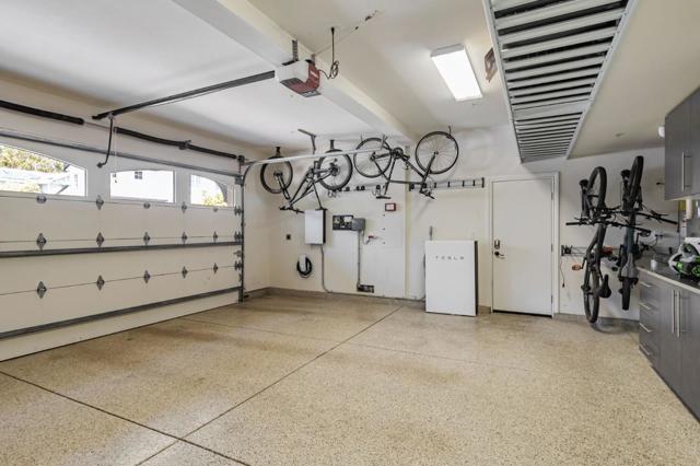 121 Carnoustie Drive, Half Moon Bay CA: https://media.crmls.org/mediaz/2fe9584a-da6f-4db0-9308-84075d99e201.jpg