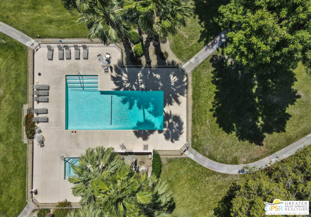 1347 Primavera Drive, Palm Springs CA: https://media.crmls.org/mediaz/2fea5757-2806-432e-a397-2e0b3ed394d2.jpg