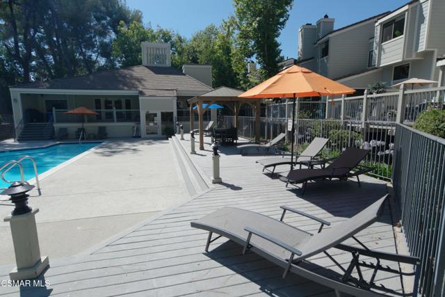 1228 S Westlake Boulevard, Westlake Village CA: https://media.crmls.org/mediaz/2fec002d-e706-4c11-8b55-8200ebdd2ca7.jpg