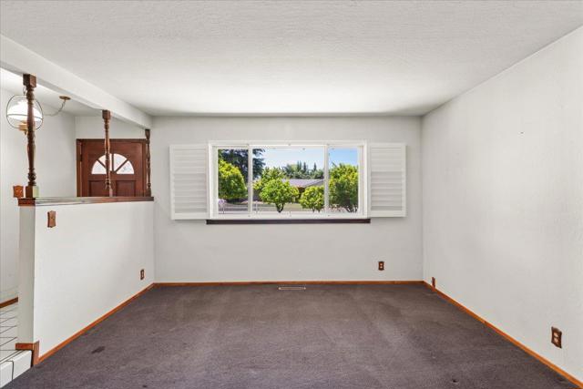 15370 La Alameda Drive, Morgan Hill CA: https://media.crmls.org/mediaz/2fec795c-3b43-469b-ba51-2bc4f50fe6a4.jpg