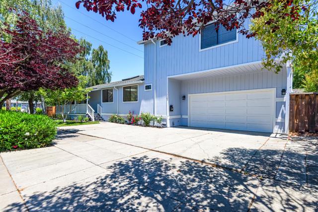 1105 Valota Road, Redwood City CA: https://media.crmls.org/mediaz/2fed029e-7fa2-4724-b77a-efc56d11a1c0.jpg