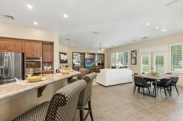 63 San Marino Circle, Rancho Mirage CA: https://media.crmls.org/mediaz/2fedb1bc-9049-4587-bd34-a95c3c167c00.jpg