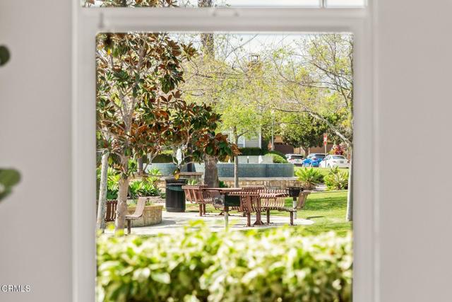 Image 3 of 65 For 8240 Silver Circle