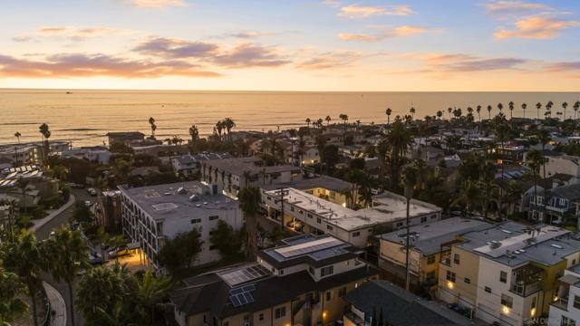 Close proximity to Windansea Beach