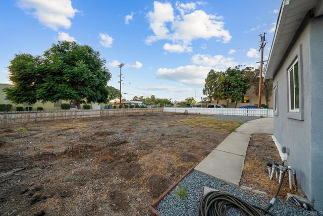 Detail Gallery Image 13 of 38 For 6511 Wunderlin Ave, San Diego,  CA 92114 - 3 Beds | 2 Baths