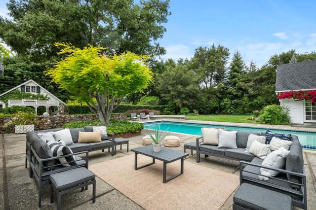 37 Lupin Lane, Atherton CA: https://media.crmls.org/mediaz/2fee8649-3ff7-4105-acef-106a71c5c54a.jpg