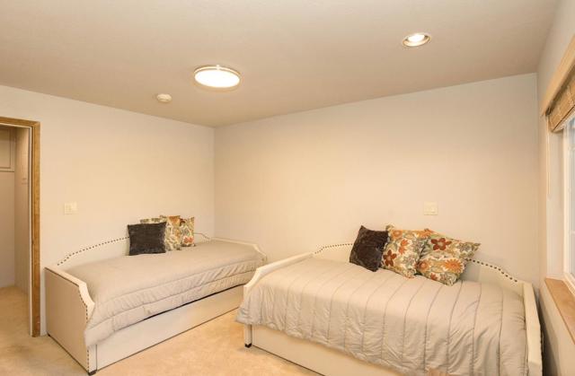 4113 Crest Road, Pebble Beach CA: https://media.crmls.org/mediaz/2fef3ac3-c83a-44d4-bbd8-fab0f35bd05d.jpg
