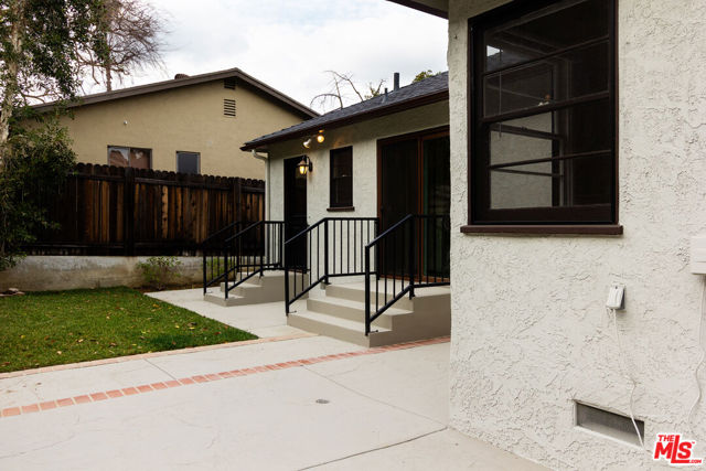 4188 Division Street, Los Angeles CA: https://media.crmls.org/mediaz/2ff04667-f4b7-4d3c-8366-c2e016bf9249.jpg