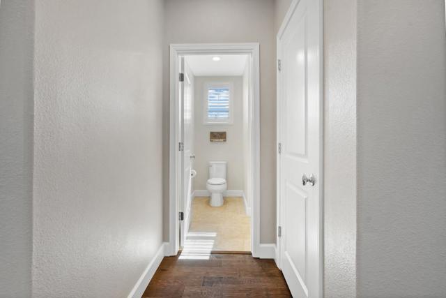691 Toledo Drive, Hollister CA: https://media.crmls.org/mediaz/2ff102f4-132e-44b7-90e7-bdbbb587bb1e.jpg