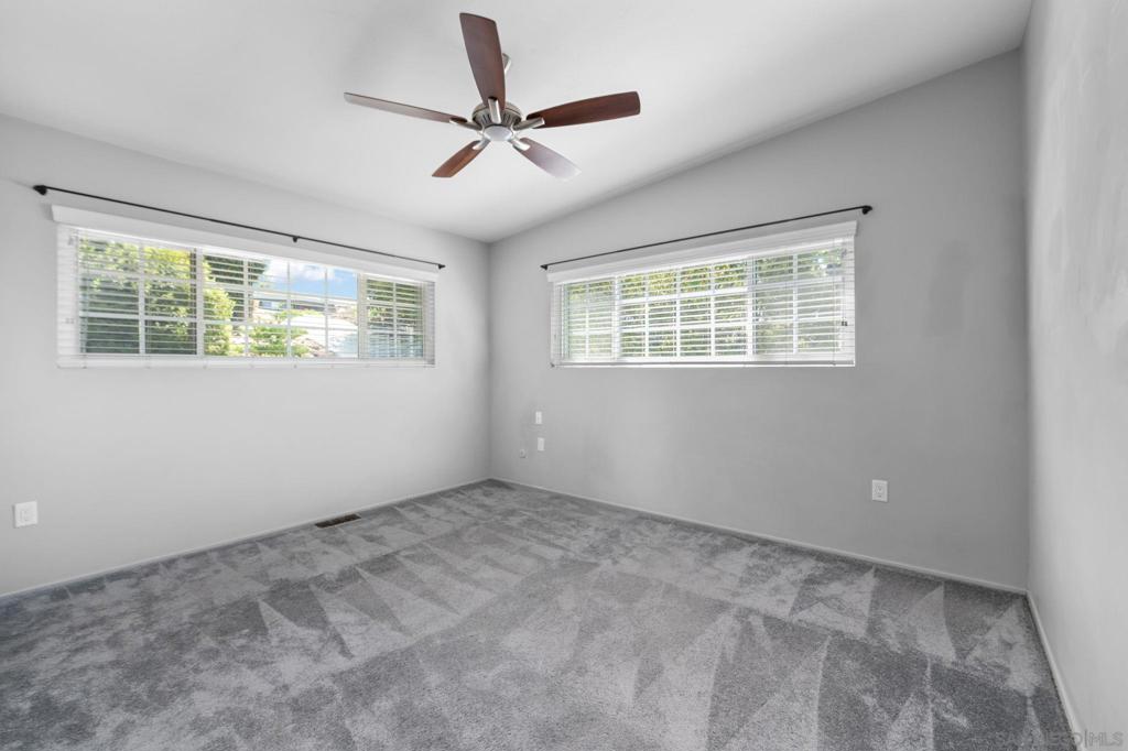 MLS #250041337SD image #37