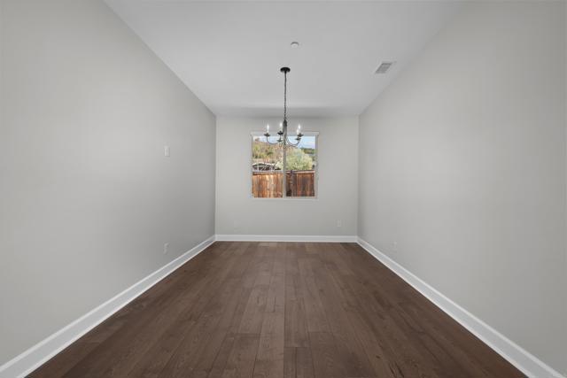 1779 Foothill View Place, Escondido CA: https://media.crmls.org/mediaz/2ff2dd7b-a59d-4081-a5ac-185c77873f20.jpg