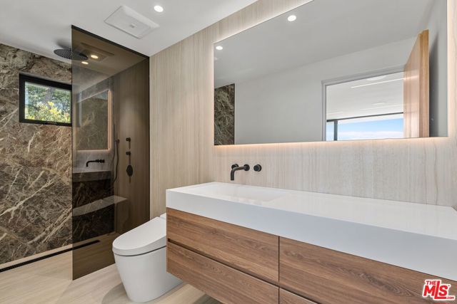 Drew Fenton | 2501 Banyan Drive Los Angeles CA | MLS: 7450499 Drew Fenton | 2501 Banyan Drive Los Angeles CA | MLS: 7450499