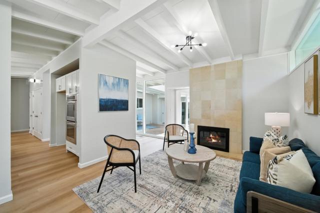 821 E Meadow Drive, Palo Alto CA: https://media.crmls.org/mediaz/2ff3499d-52d0-489b-879d-dbb274045982.jpg