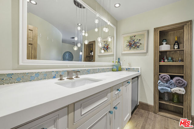 Image 41 of 64 For 26954 Whitehorse Place