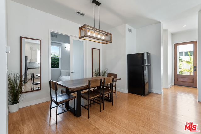 7447 W 81ST Street, Los Angeles CA: https://media.crmls.org/mediaz/2ff420d2-68b5-4a76-8d39-30f7240becd7.jpg
