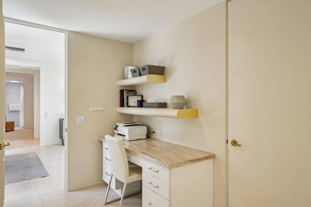 23 Park Lane, Rancho Mirage CA: https://media.crmls.org/mediaz/2ff4cf8c-ec34-419d-b449-21aeeec996b6.jpg