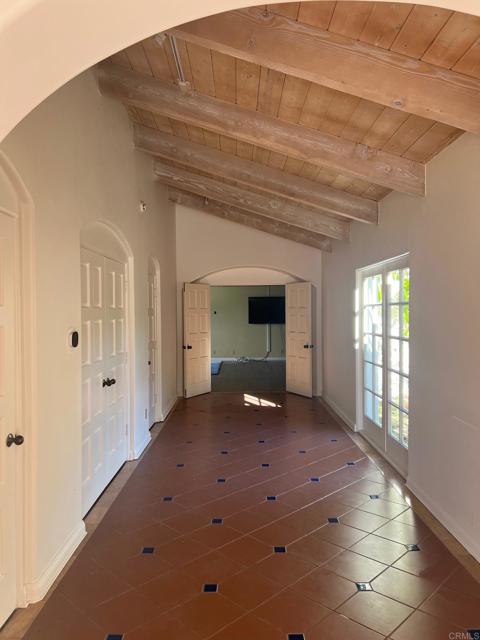 Detail Gallery Image 20 of 29 For 9450 La Jolla Farms Rd, La Jolla,  CA 92037 - 8 Beds | 7/1 Baths