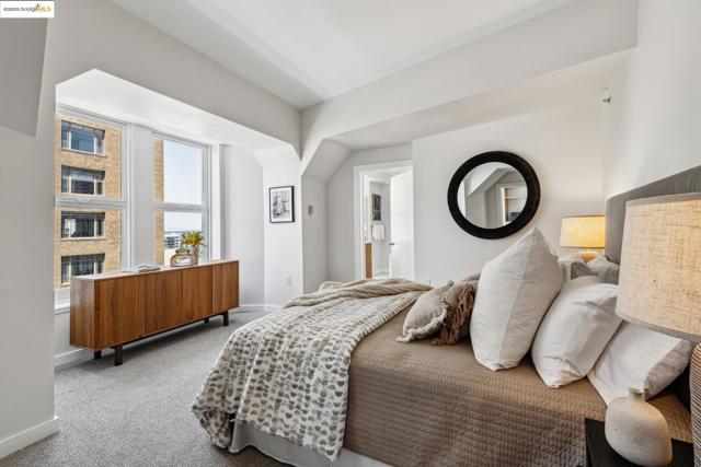 1615 Broadway, Oakland CA: https://media.crmls.org/mediaz/2ff51e09-d91c-43ad-9804-b9df673de0d6.jpg