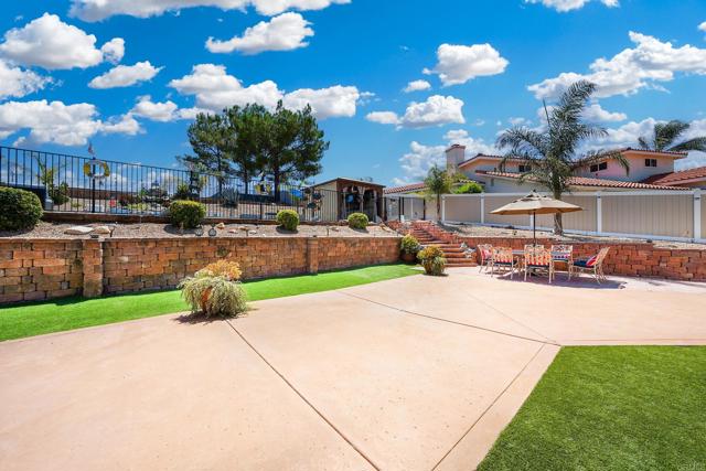 Image 35 of 72 For 23767 Moonglow Ct