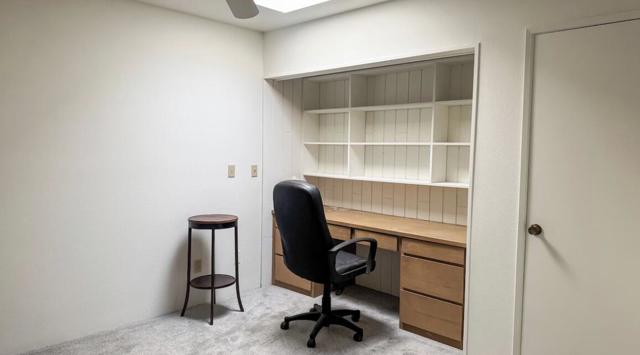 142 La Cerra Drive, Rancho Mirage CA: https://media.crmls.org/mediaz/2ff56e2c-4c06-49c8-8c9c-0216687baccb.jpg