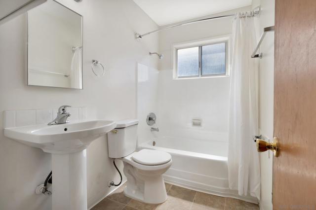 2194 96 Bonita St, Lemon Grove CA: https://media.crmls.org/mediaz/2ff6712b-20b6-4da3-9650-969a1f161f7e.jpg