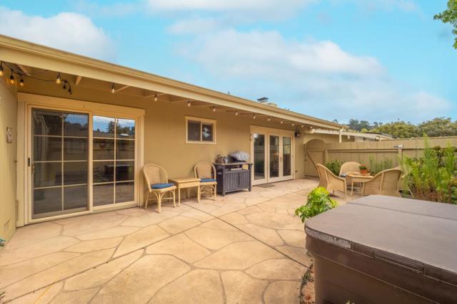 171 Hacienda Carmel, Carmel CA: https://media.crmls.org/mediaz/2ff6a5da-a5a2-4d33-8bca-39ee1adabdd7.jpg