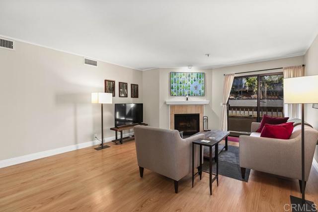 Detail Gallery Image 11 of 40 For 1950 Upas St #308,  San Diego,  CA 92104 - 2 Beds | 2 Baths