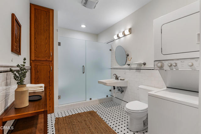 1954 Primrose Avenue, South Pasadena CA: https://media.crmls.org/mediaz/2ff821dc-05c0-4b22-8549-b5dd3273719d.jpg
