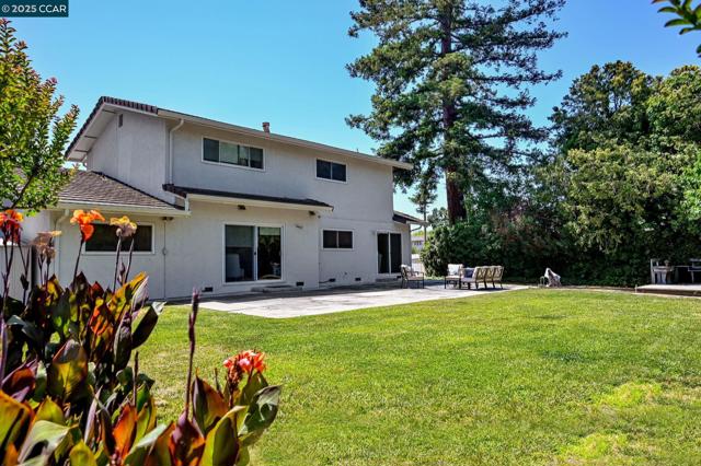 3701 Sattler Dr, Concord CA: https://media.crmls.org/mediaz/2ff9f1e8-2f89-41c5-afac-c97aad514775.jpg