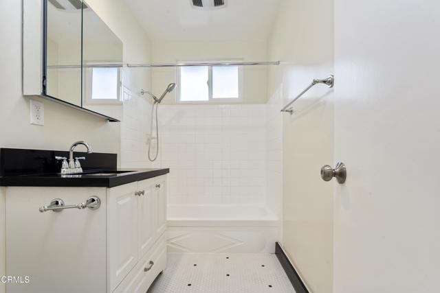 Detail Gallery Image 22 of 34 For 420 Violet Ave #C,  Monrovia,  CA 91016 - 2 Beds | 2 Baths