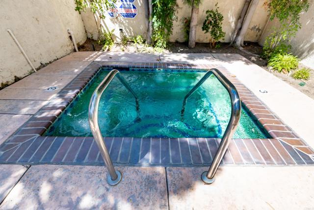 Detail Gallery Image 37 of 63 For 6145 Shoup Ave #41,  Woodland Hills,  CA 91367 - 2 Beds | 2 Baths