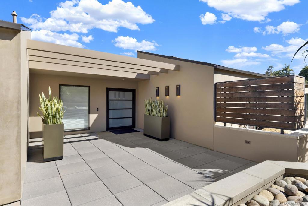 16117 Martincoit Rd - photo 4