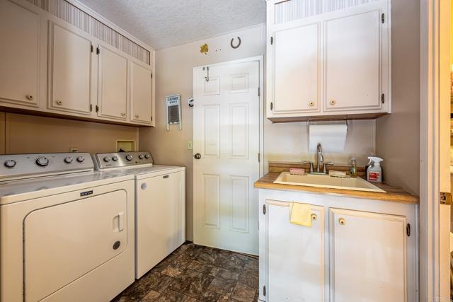Detail Gallery Image 13 of 44 For 4650 Dulin #208,  Fallbrook,  CA 92028 - 2 Beds | 2 Baths