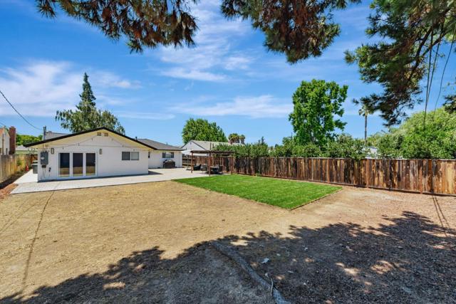 890 Wainwright Drive, San Jose CA: https://media.crmls.org/mediaz/3000f624-77d9-4ba2-b424-25d521541c99.jpg