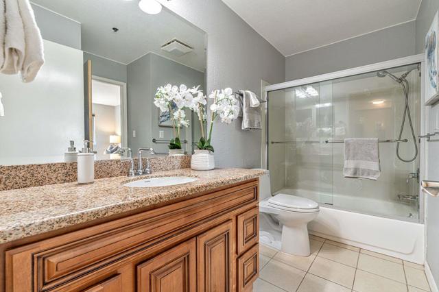 324 Catalpa Street, San Mateo CA: https://media.crmls.org/mediaz/30013a62-35b4-4dd8-9769-5243b1e1dff2.jpg