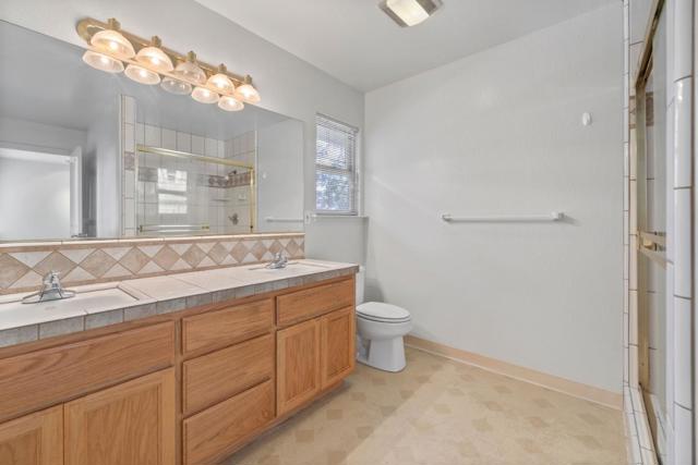 33 Edgewood Way, Santa Cruz CA: https://media.crmls.org/mediaz/3001e290-34f6-4d8d-a8a1-5f600a3efc90.jpg