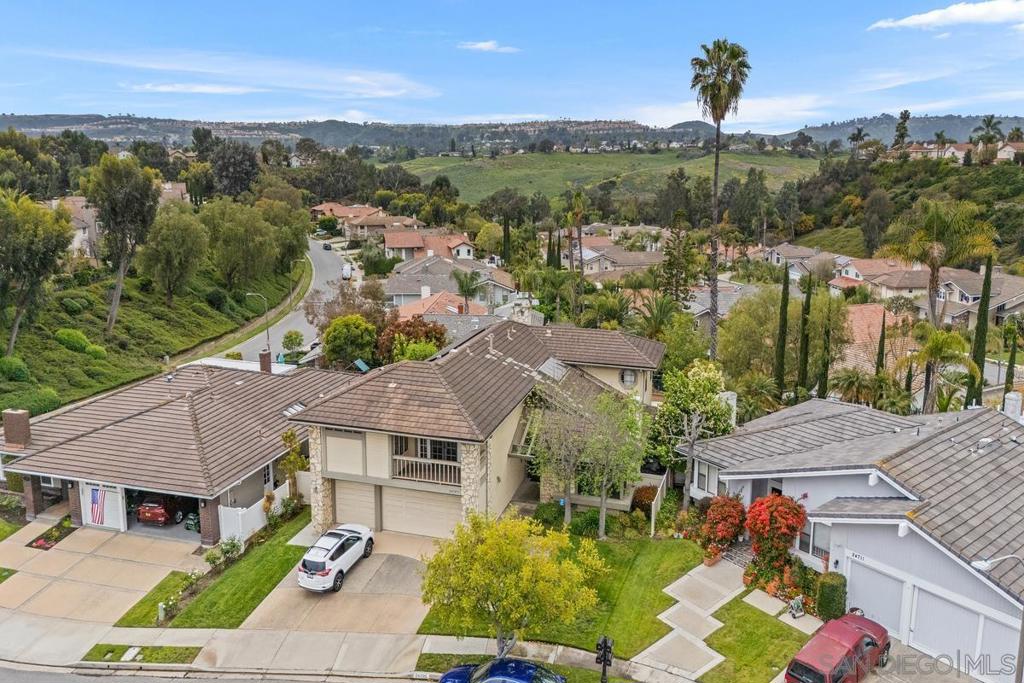 Home is located in a desirable City of Laguna Niguel. 5BR+Retreat room /4BA, Pool (w/safety fencing) & Spa, 2 Story House, 3,653 sq.ft., 6,480sq.ft Lot, Solar system. Year Built 1981. A few miles to Laguna Niguel Lake, Shopping malls, Golf course and to access I-5 exit. Views from back yard. Capistrano Unified School District.