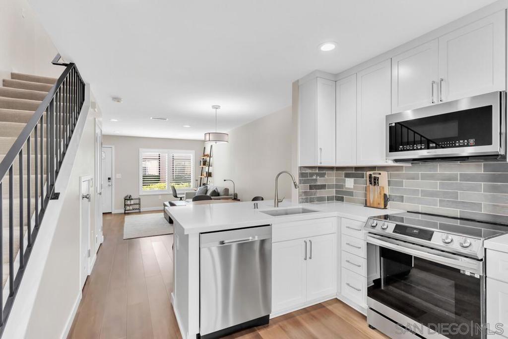 MLS #250042950SD image #9