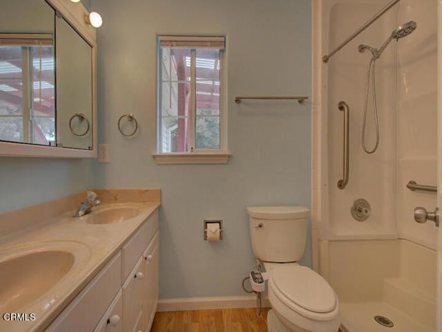 924 Glass Beach Drive, Fort Bragg CA: https://media.crmls.org/mediaz/3002dee2-2ba3-44a2-a87a-4478ac2d11e3.jpg