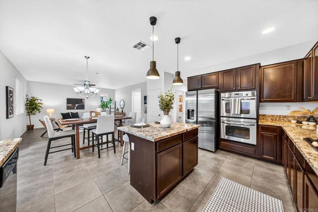 Detail Gallery Image 15 of 40 For 46755 Peach Tree St, Temecula,  CA 92592 - 4 Beds | 2/1 Baths