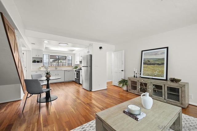 4316 Haines St, San Diego CA: https://media.crmls.org/mediaz/30046c48-2bb6-4c72-ad96-a8ca81e915ed.jpg