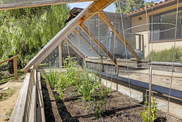 518 S Ventura Street, Ojai CA: https://media.crmls.org/mediaz/300474cc-79c5-4e3a-af5a-17446f1f4147.jpg