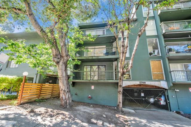 2700 Le Conte Avenue, Berkeley CA: https://media.crmls.org/mediaz/3004c818-f536-48ff-801e-9a2495b78125.jpg