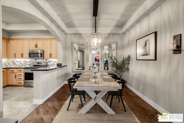 2010 Via San Martino, Palm Desert CA: https://media.crmls.org/mediaz/3004c89f-591d-401a-875d-48d2c92d4a09.jpg