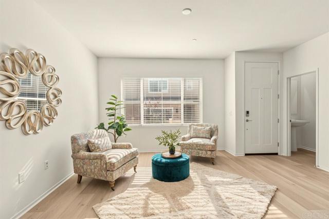 Detail Gallery Image 2 of 12 For 355 Citrine Trail, Fallbrook,  CA 92028 - 3 Beds | 2/1 Baths