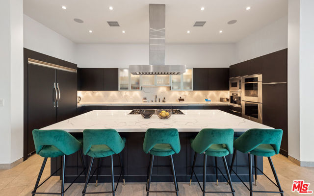 Drew Fenton | 9305 Nightingale Drive Los Angeles CA | MLS: 7240240