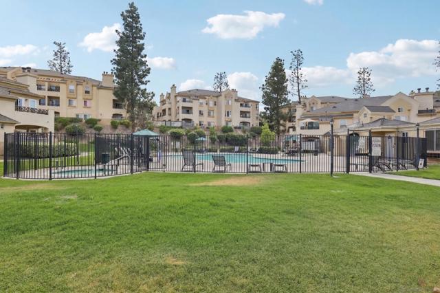 2077 Lakeridge Circle, Chula Vista CA: https://media.crmls.org/mediaz/30057c99-fae5-4f05-a6df-382c68fd3736.jpg